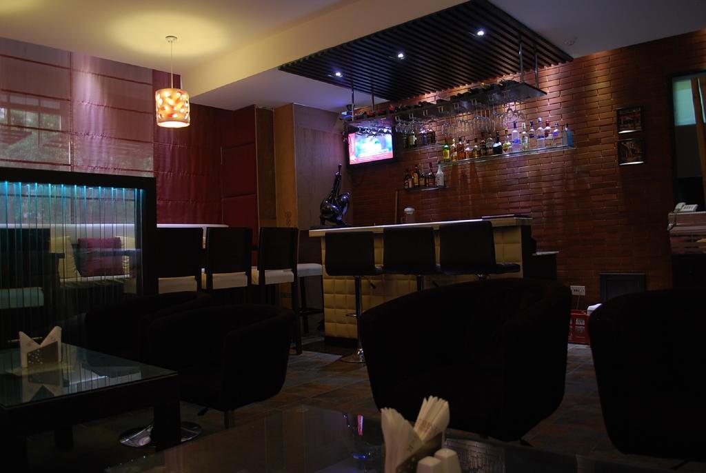 Hotel Oyster Chandigarh