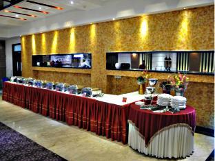Oyster 3* Chandigarh